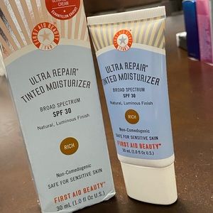 Ultra repair tinted moisturizer